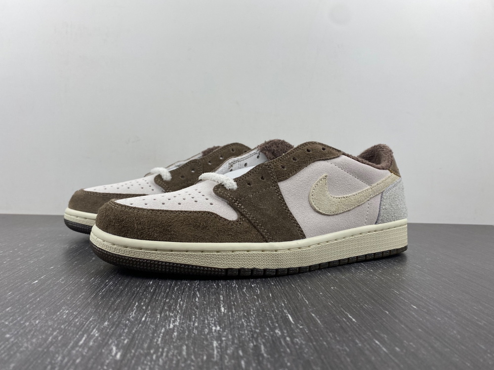 Jordan 1 Retro Low OG Year of the Rabbit