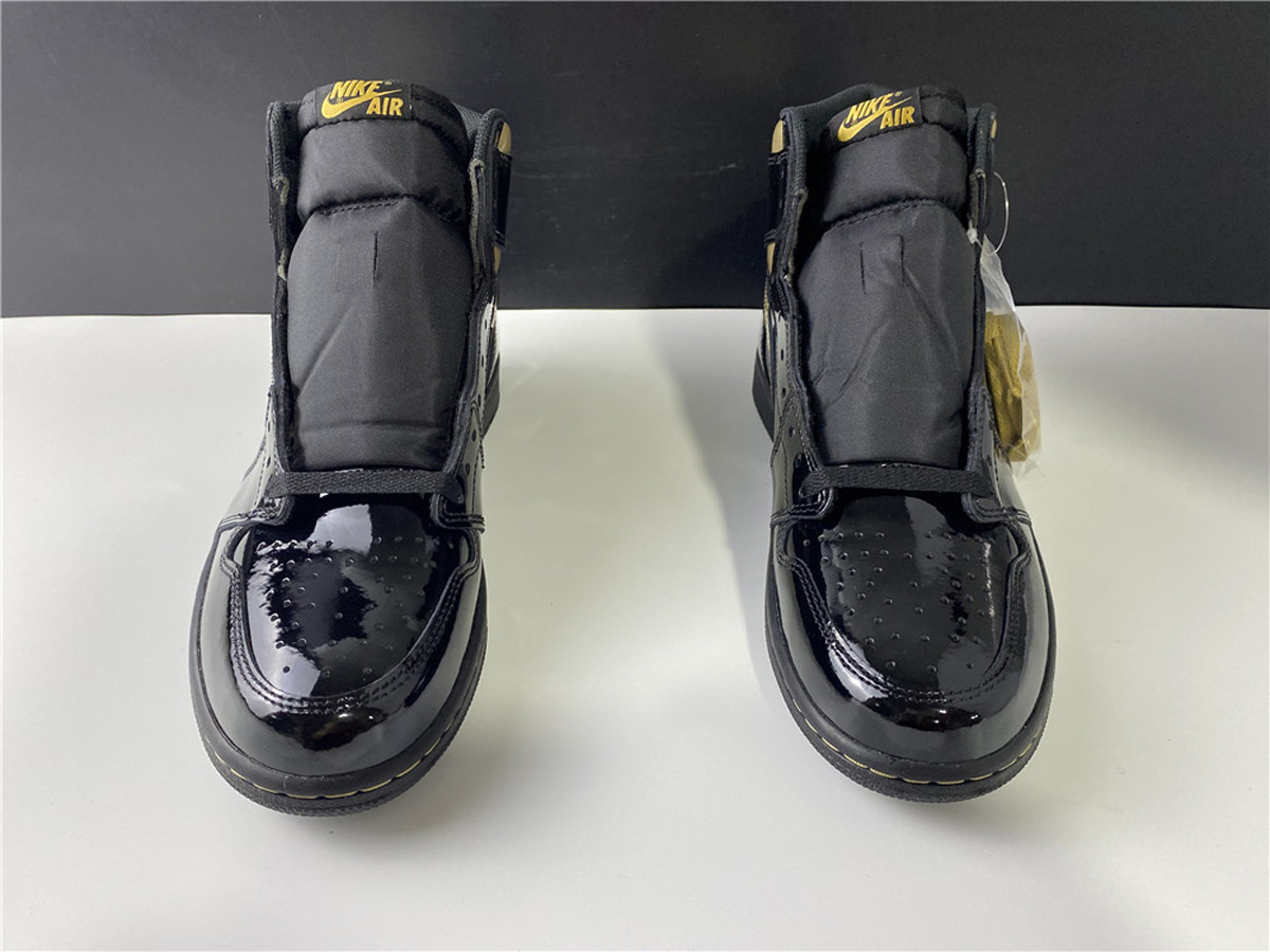 Air Jordan 1 High OG Black Metallic Gold