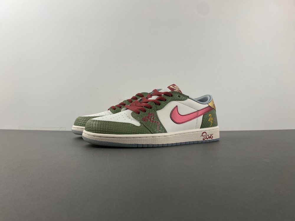 Air Jordan 1 Retro Low OG Year of the Dragon