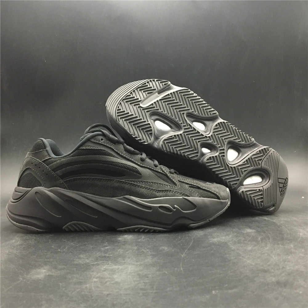 @OWF Adidas yeezy boost 700 V2