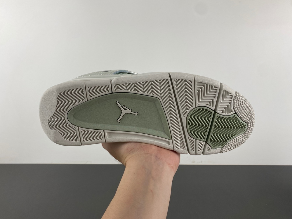 Air Jordan 4 Seafoam Sail
