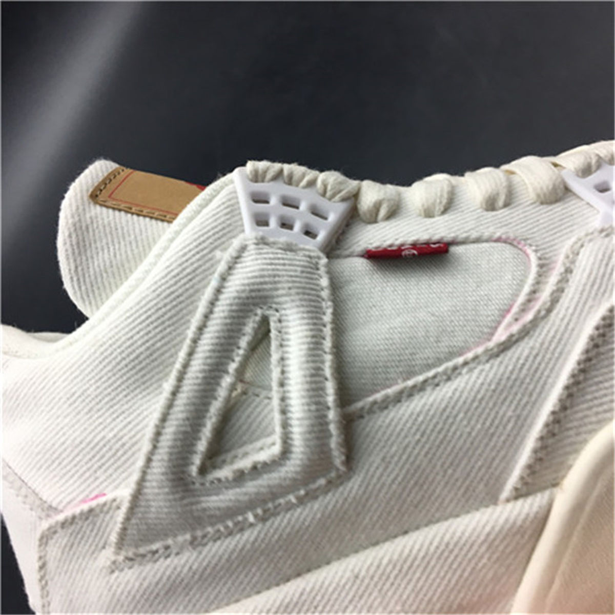 Jordan 4 Retro Levis White (Levis Tag)