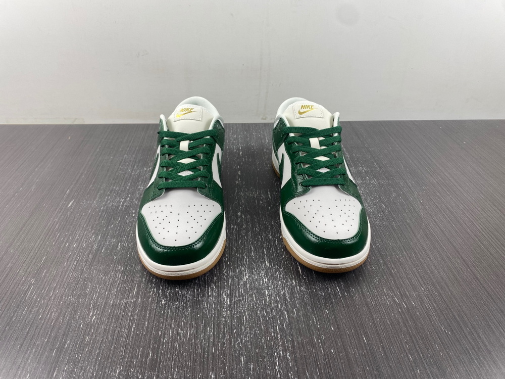 Nike Dunk Low LX Gorge Green Ostrich (W)
