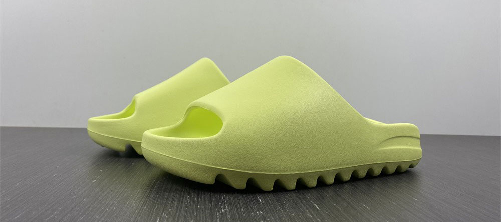 Adidas Yeezy Slide Glow Green (2022)