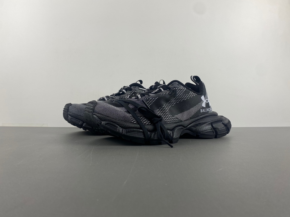 Balenciaga Phantom Sneaker 814419 W3XL5 0125