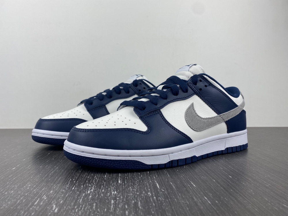 Nike Dunk Low Summit White Midnight Navy