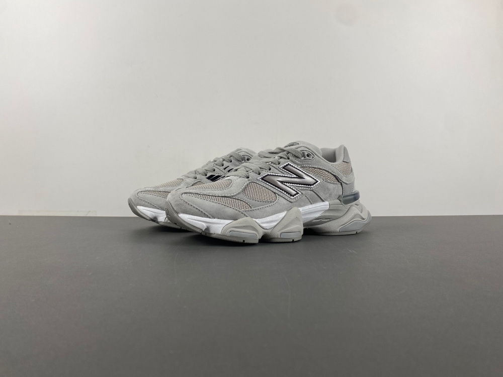 New Balance 9060 Silver Metallic Grey