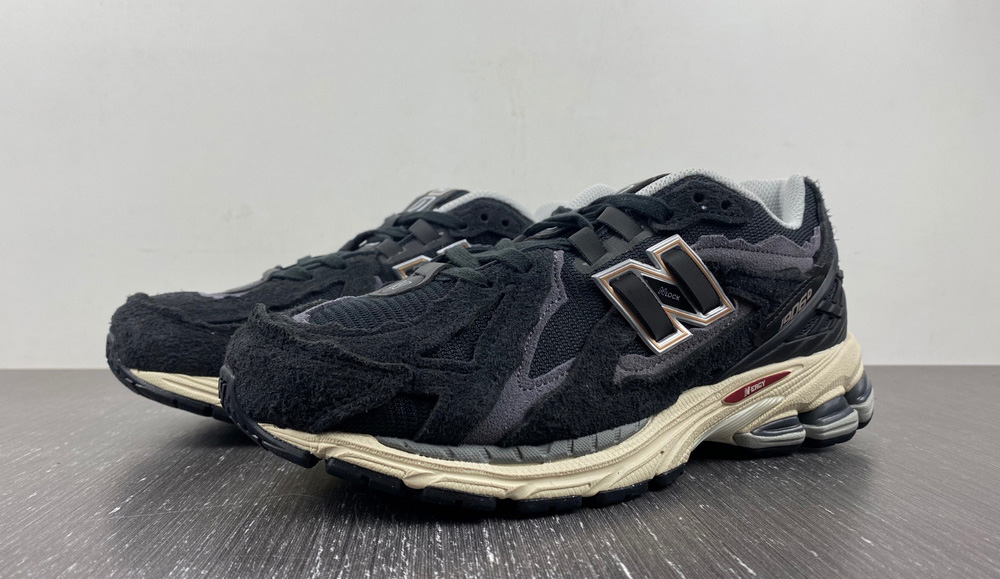 New Balance 1906D Protection Pack Black
