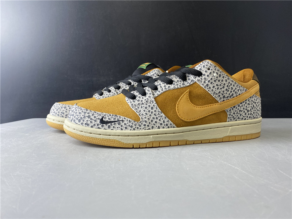 Nike SB Dunk Low Safari