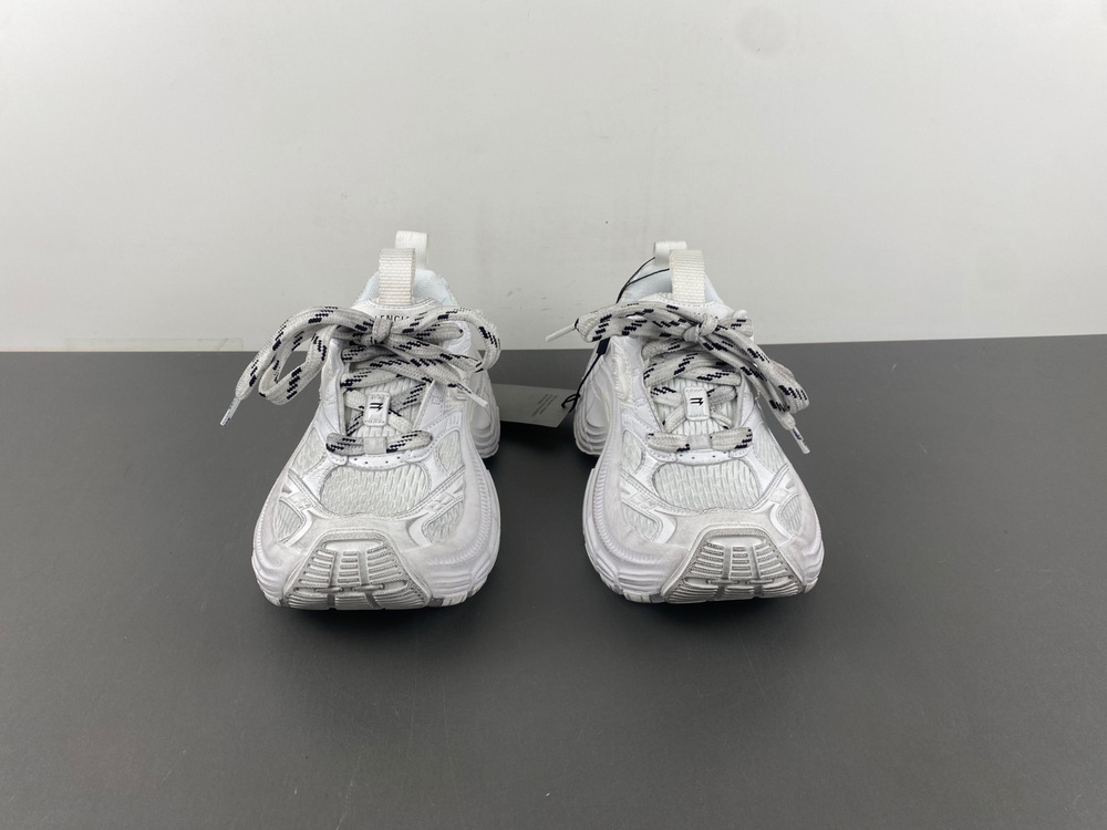Balenciaga 911 815853 W2MV2 9000