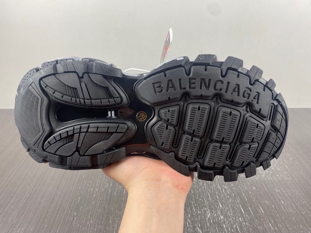 Balenciaga Track 3.0 542023 W3RRA 1090