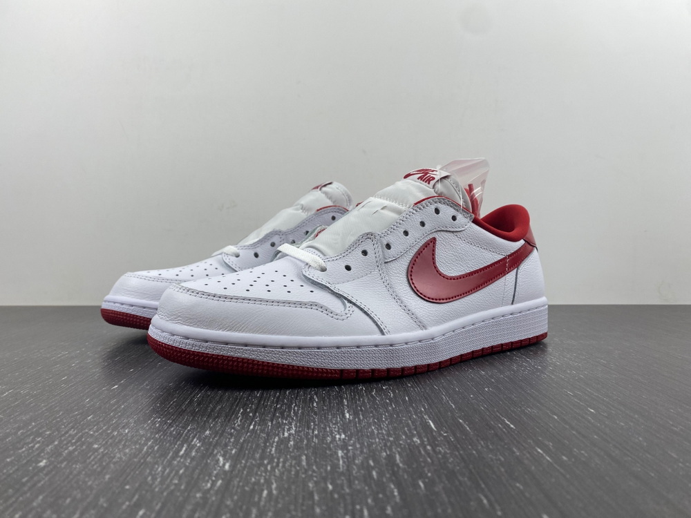 Jordan 1 Retro Low White Varsity Red