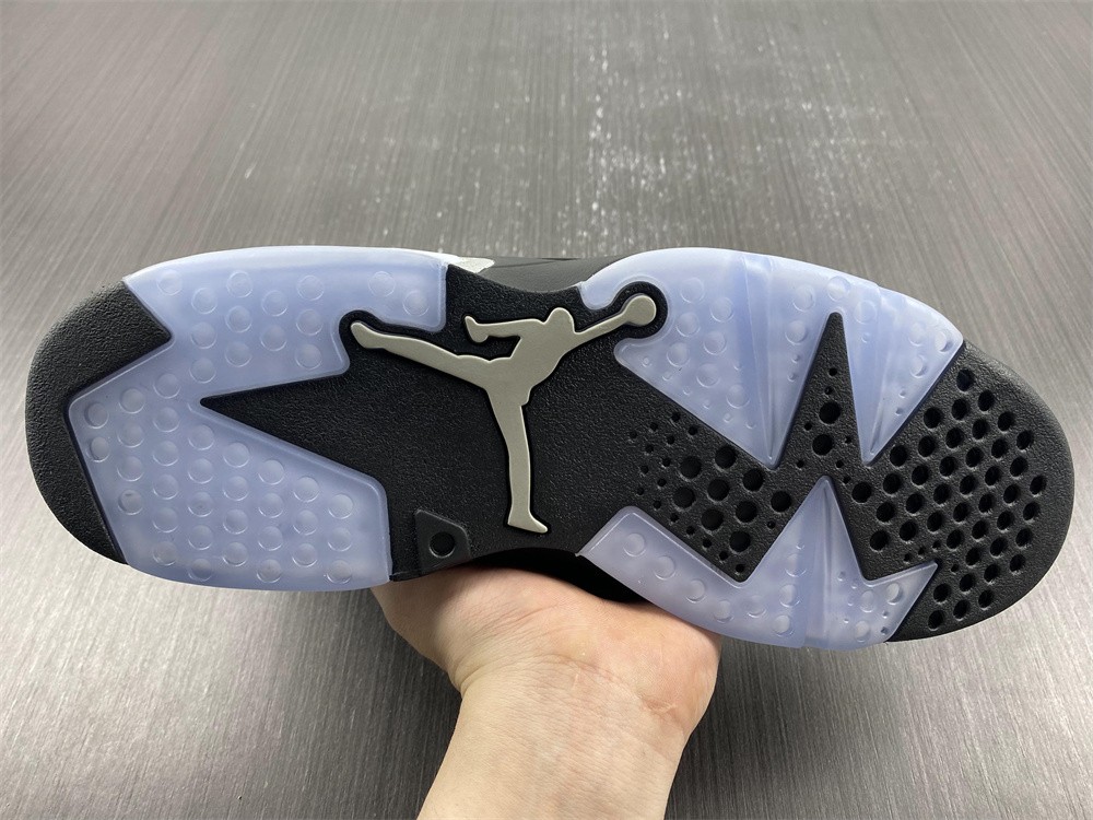 Jordan 6 Retro Metallic Silver