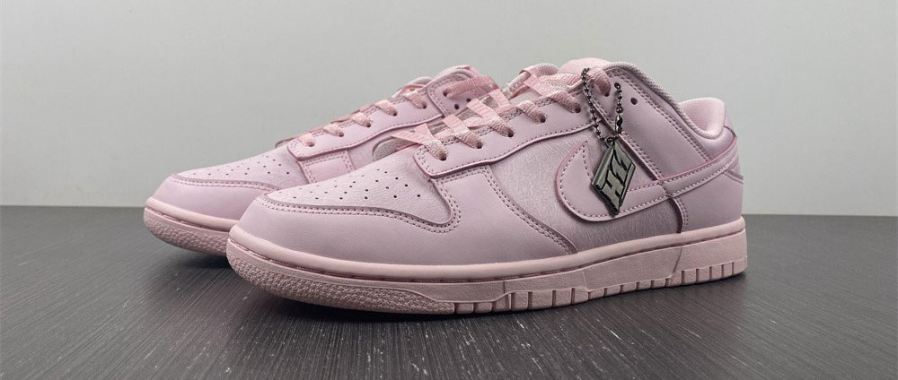 Nike Dunk Low Pink