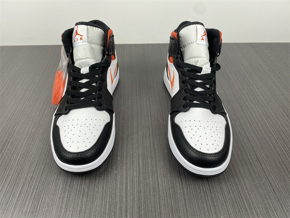 Jordan 1 Mid Zig Zag
