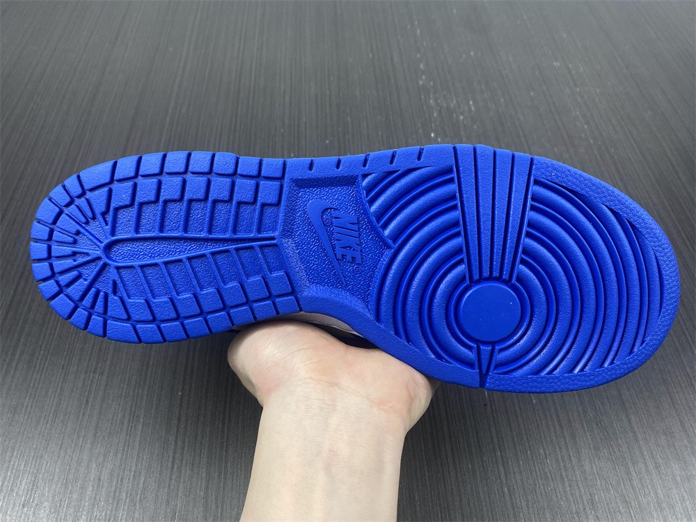 Nike Dunk Low SE FREE 99