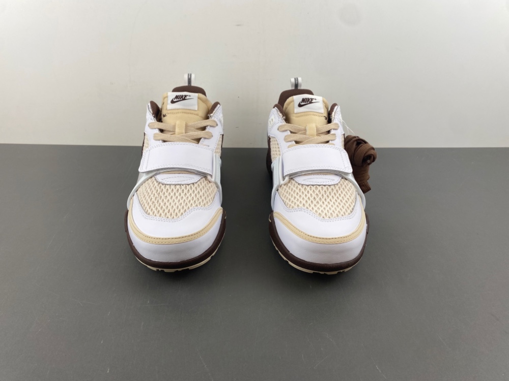 Nike Zoom Field Jaxx Travis Scott Light Chocolate