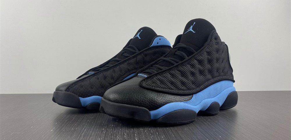 Air Jordan 13 University Blue