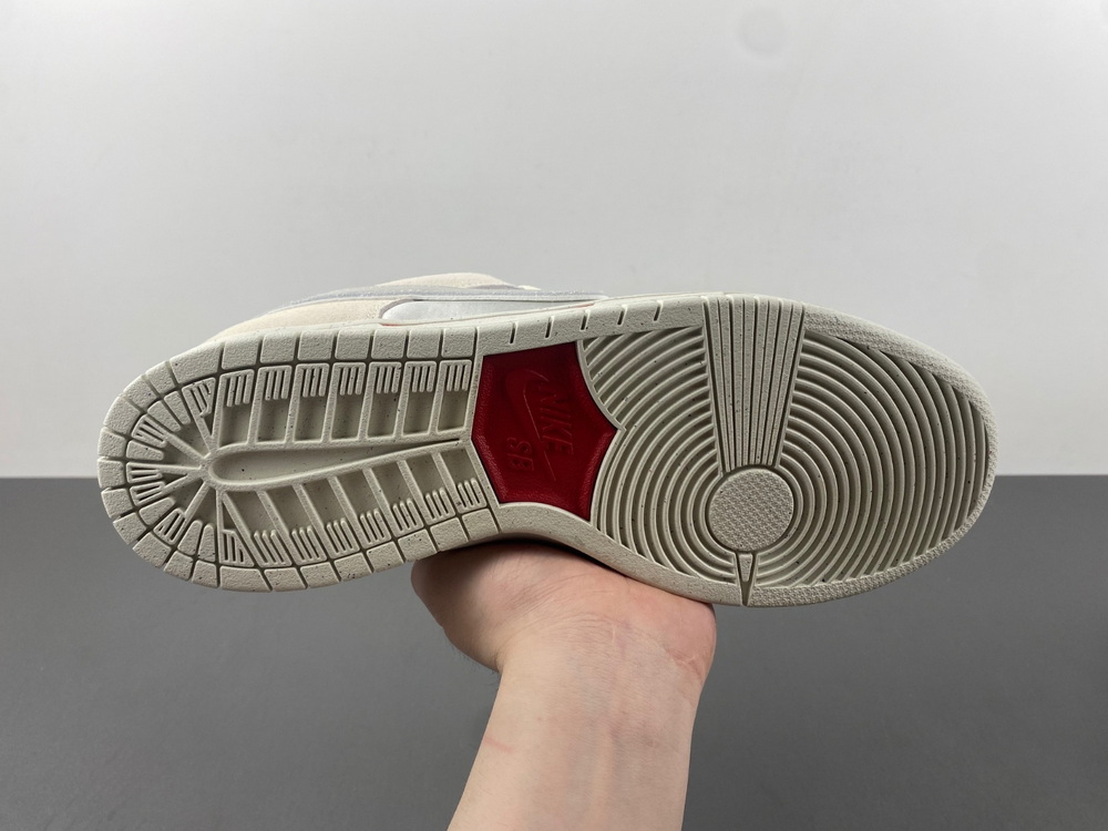 Nike SB Dunk Low City of Love Light Bone