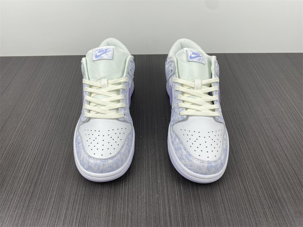 Nike Dunk Low Purple Pulse (W)