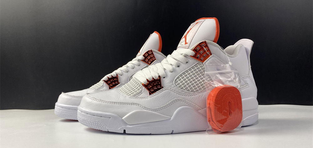 Air Jordan 4 Retro Metallic Orange