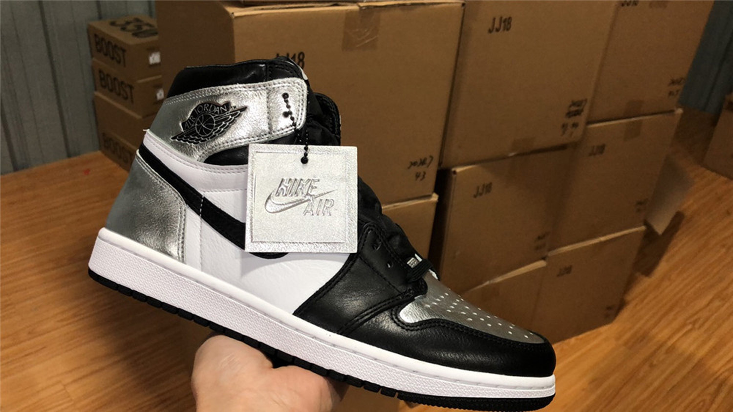 Jordan 1 Retro High Silver Toe (W)