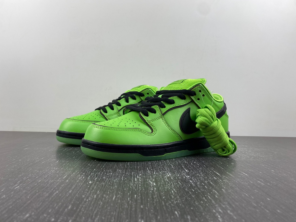 Nike SB Dunk Low The Powerpuff Girls Buttercup Biggest 14