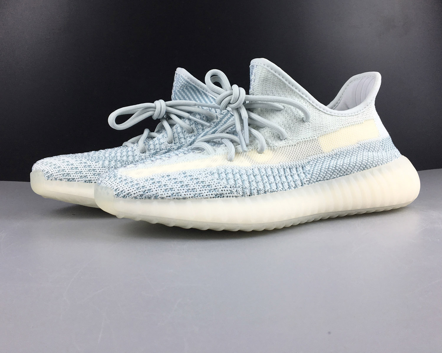 Adidas Yeezy Boost 350 V2 Cloud White