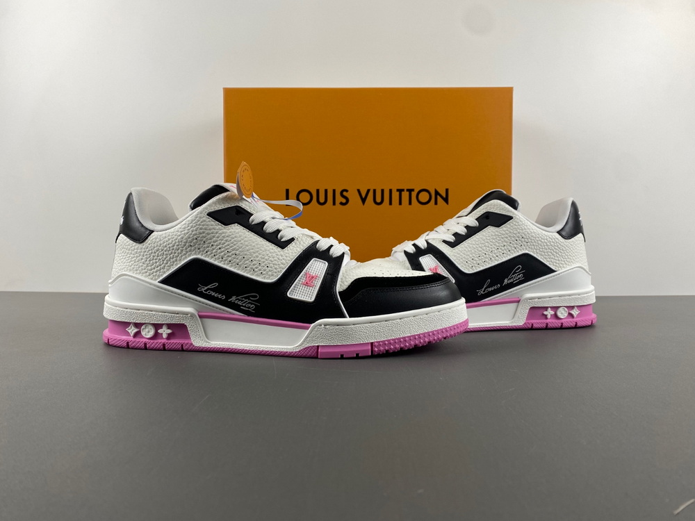 W Batch Louis Vuitton LV trainer #54