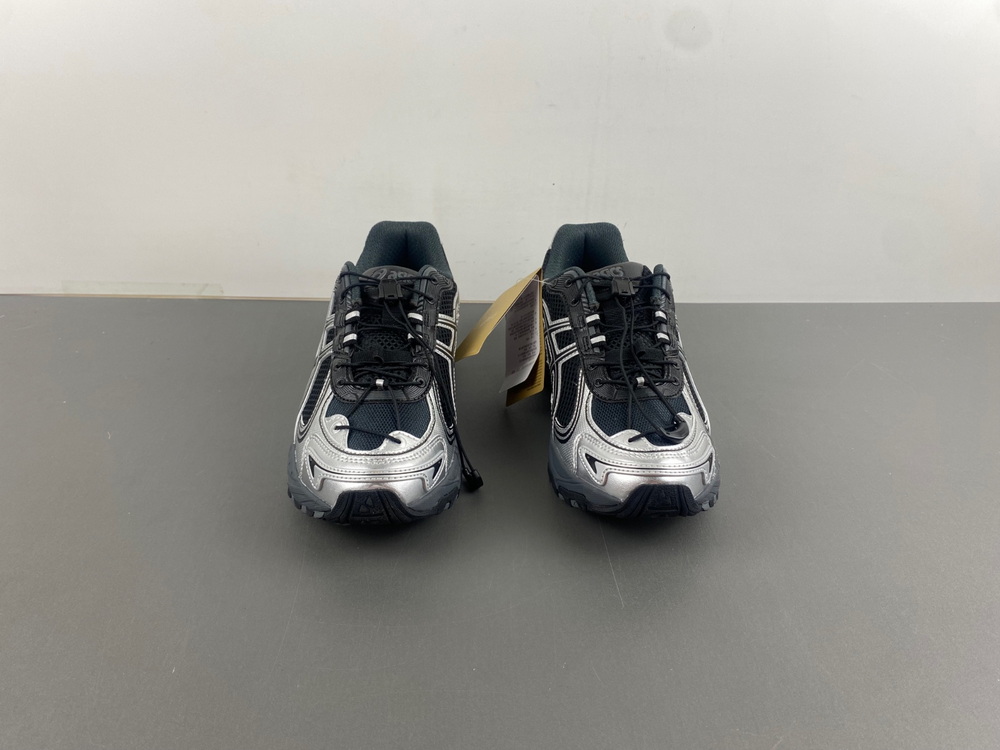 ASICS Gel-Kahana TR V4 Carbon Black