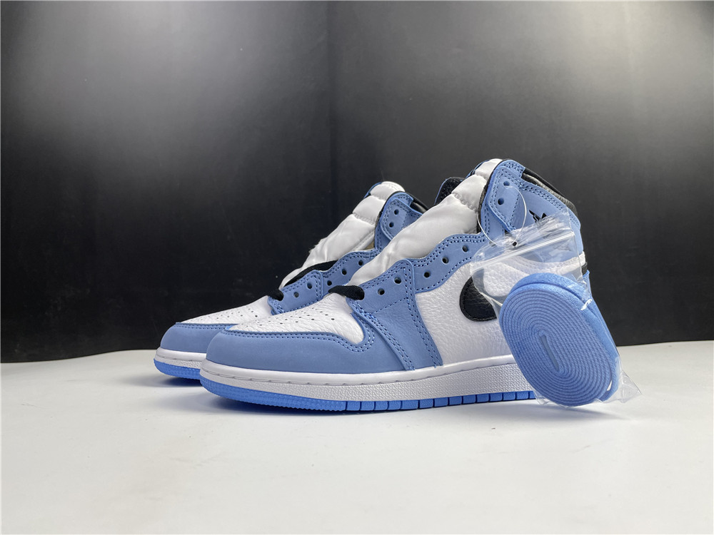 Air Jordan 1 High OG University Blue