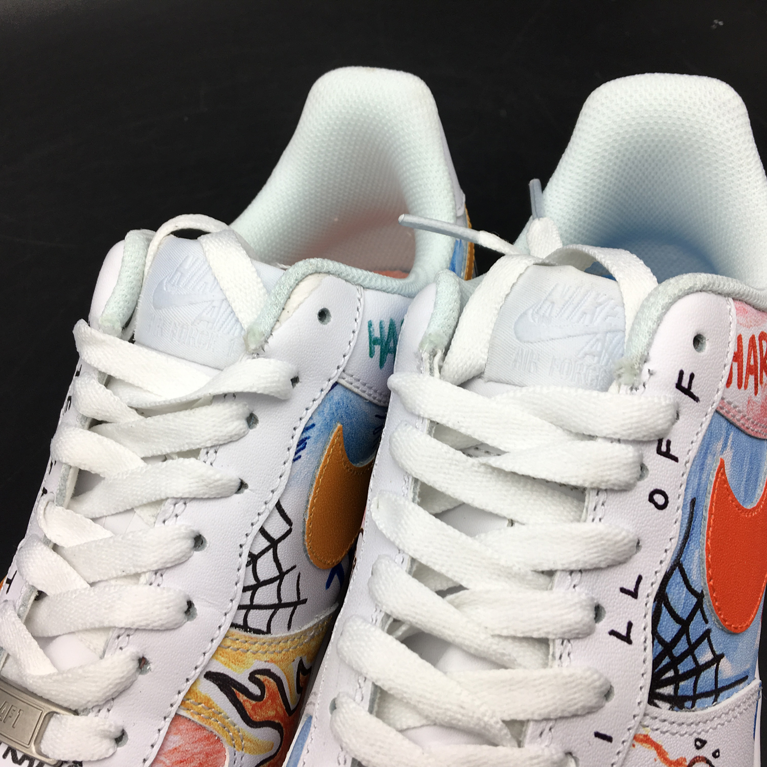 NIKE Air Force Graffiti