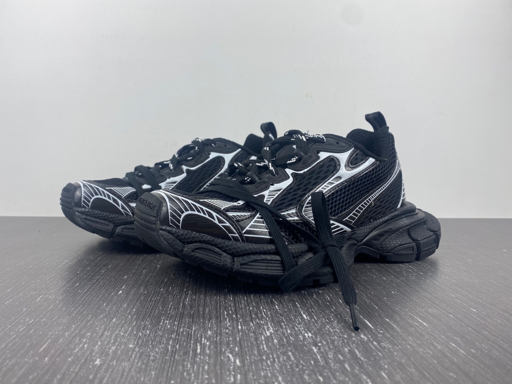 Balenciaga Phantom Sneaker W1RB5 0102