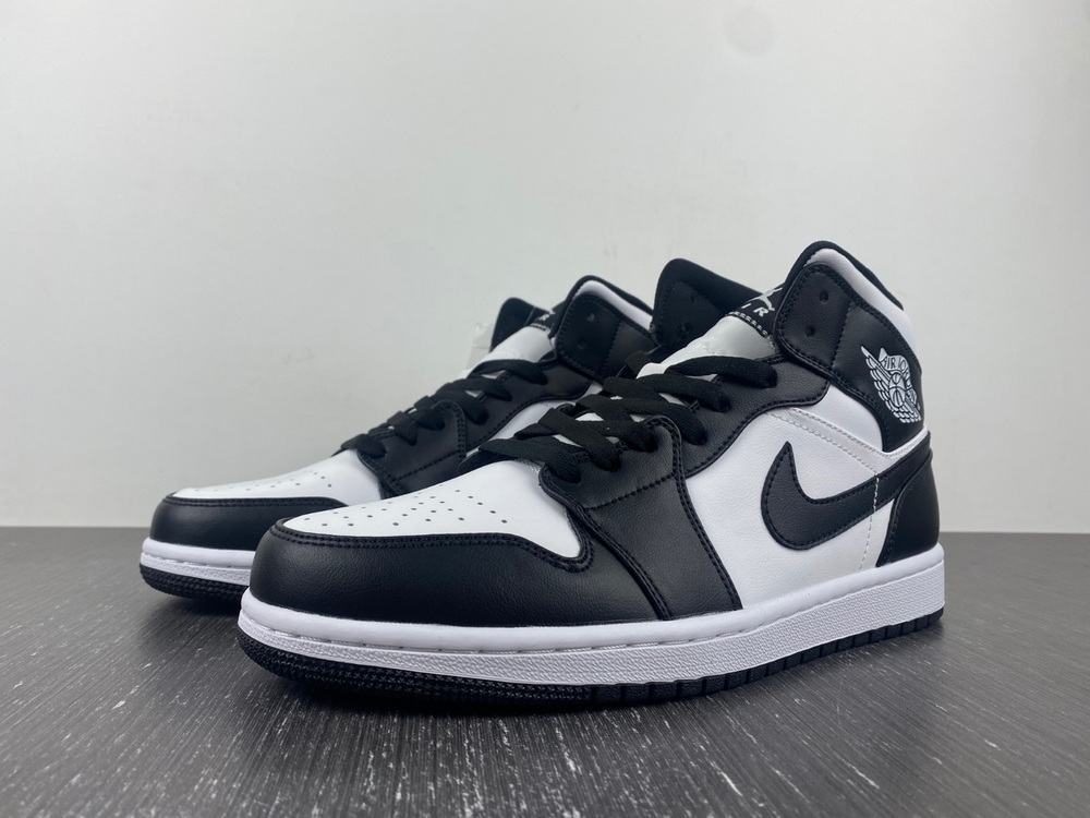 Jordan 1 Mid Panda