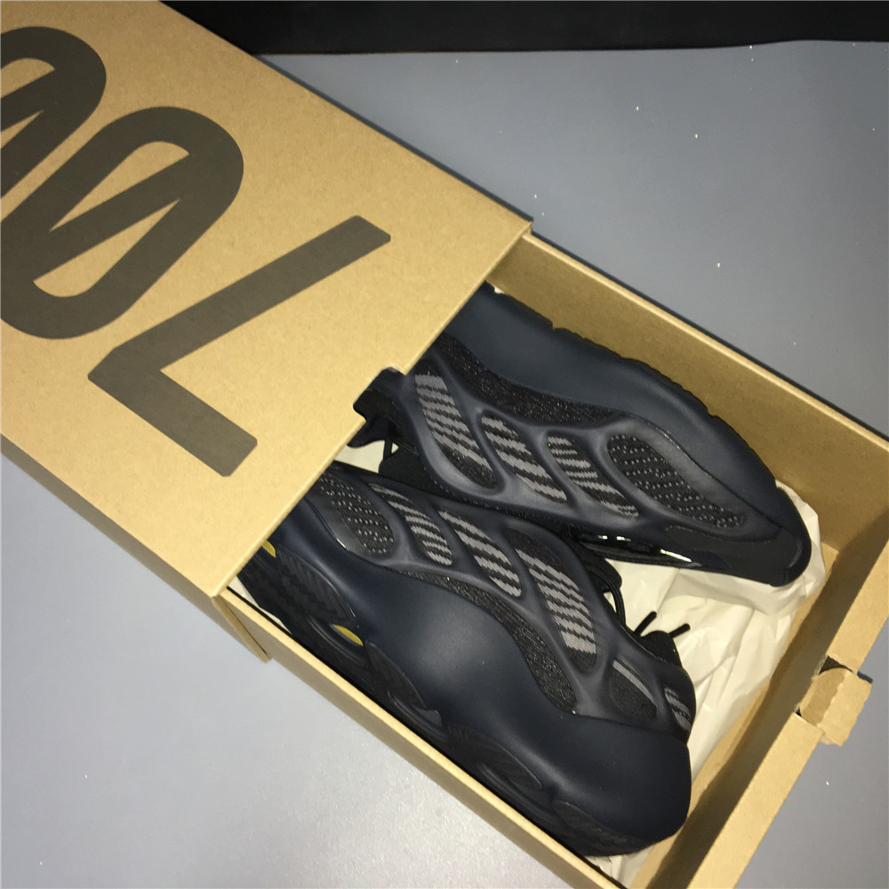 Adidas Yeezy Boost 700 V3 Alvah
