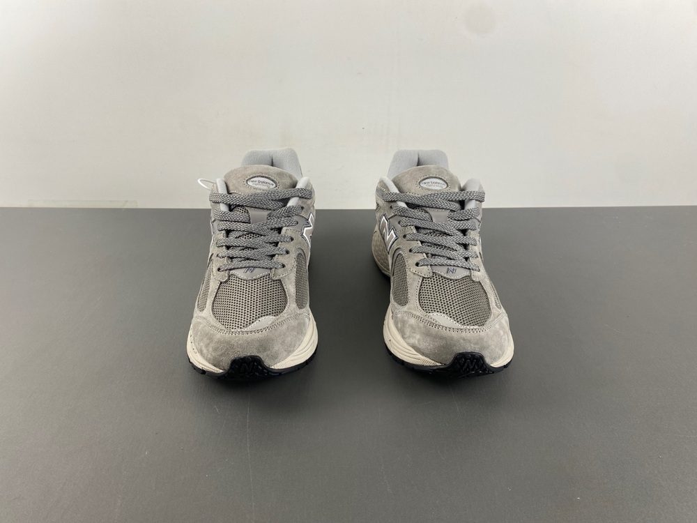 New Balance 2002R Marblehead Light Aluminum