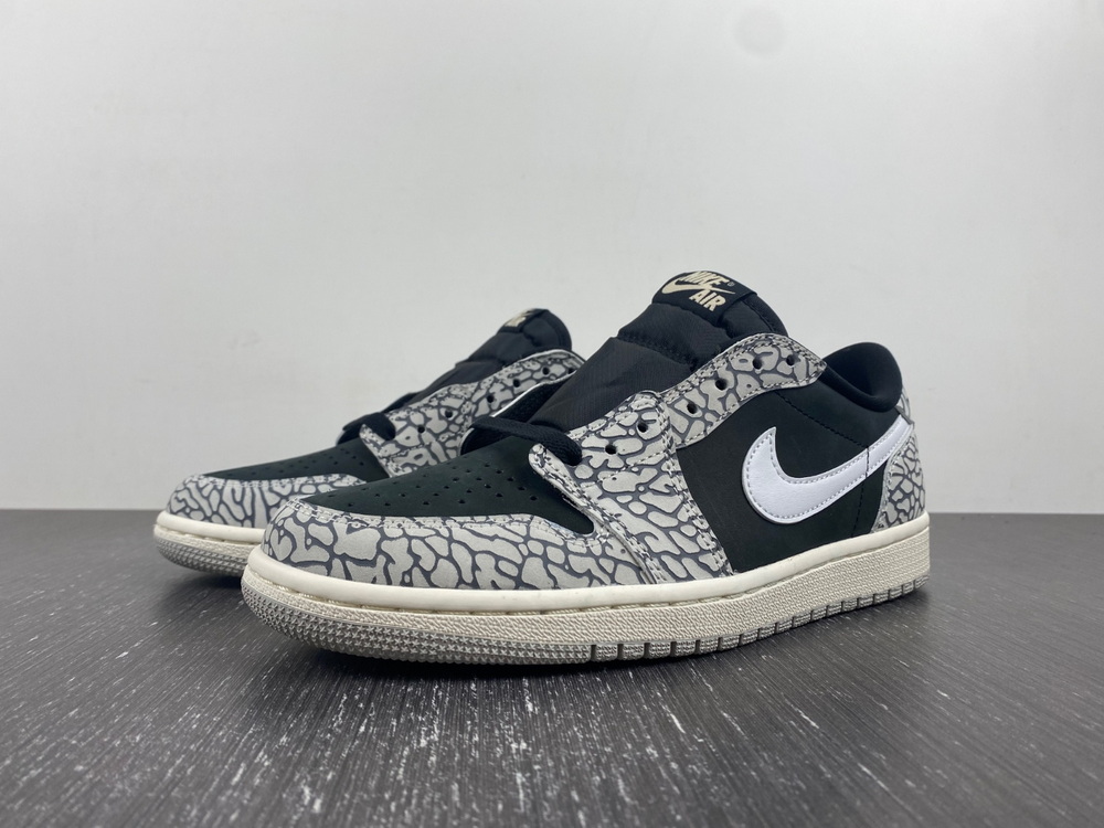 Jordan 1 Retro Low OG Black Cement