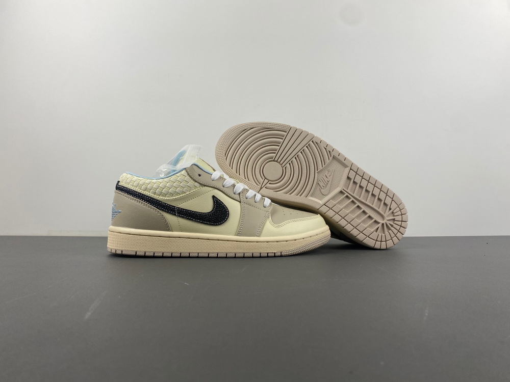 Air Jordan 1 Low Sanddrift