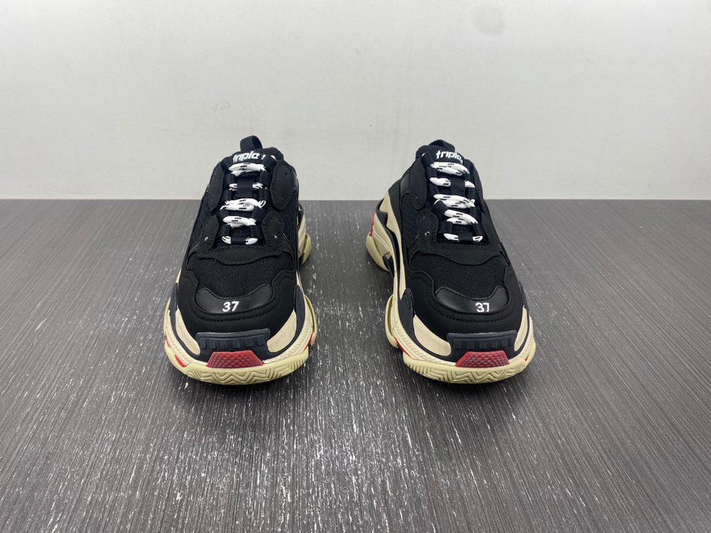 Balenciaga Triple S 755687 W3SM1 1096