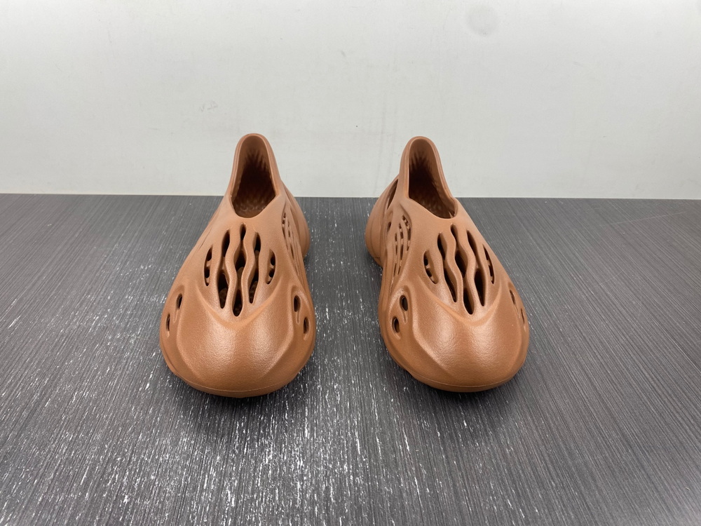 adidas Yeezy Foam RNNR Flax