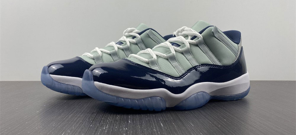 Jordan 11 Retro Low Georgetown