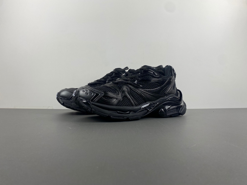 Balenciaga Runner Sneaker 779066-W3RBXP-1090