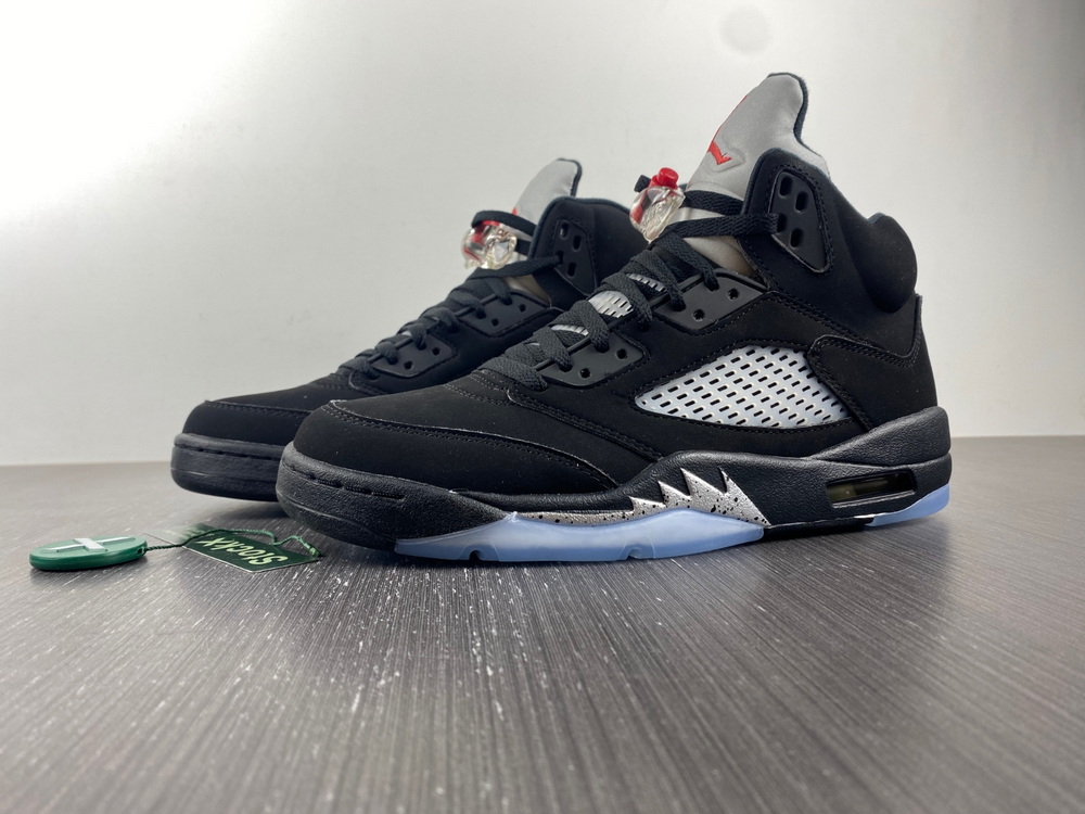 Jordan 5 Retro Black Metallic (2016)