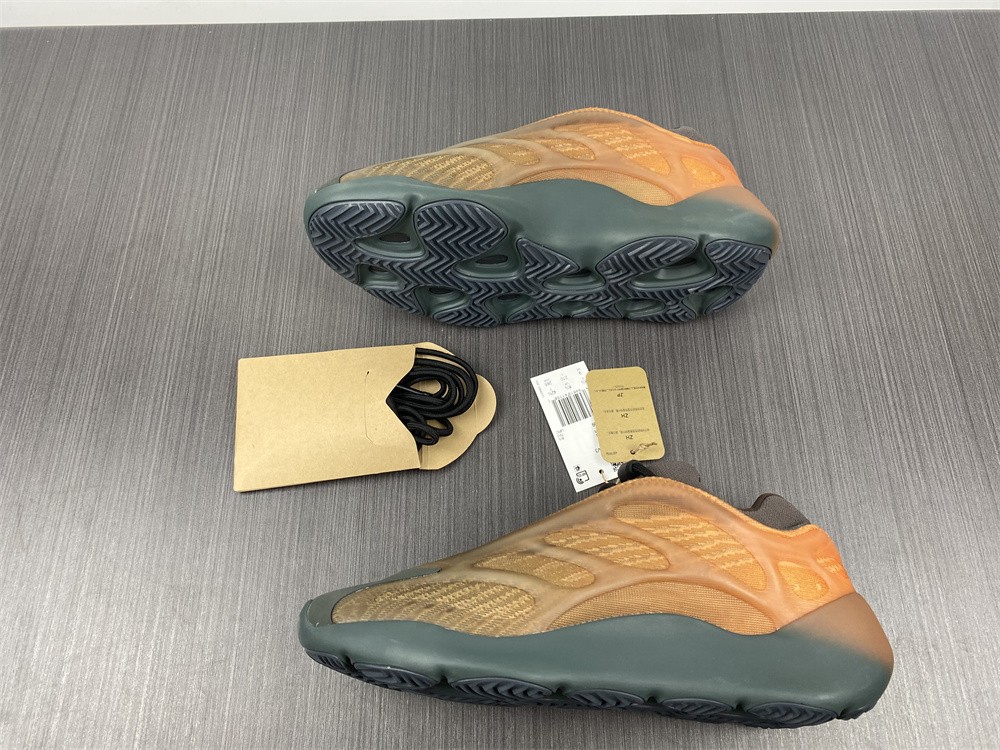 adidas Yeezy 700 V3 Copper Fade