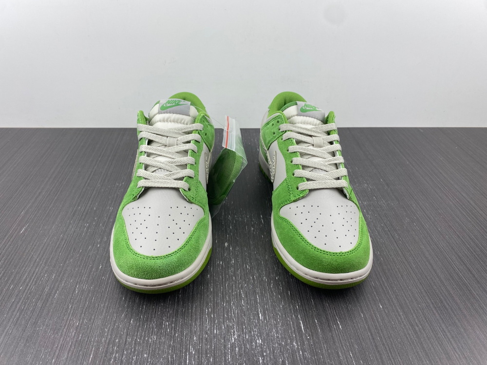 Nike Dunk Low AS Safari Swoosh Chlorophyll