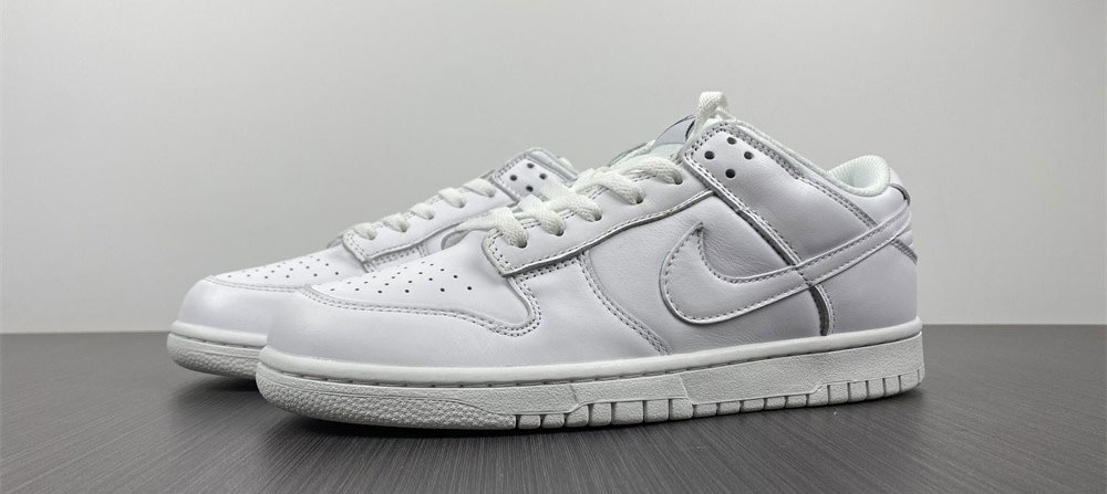 Nike Dunk Low Triple White (2021)