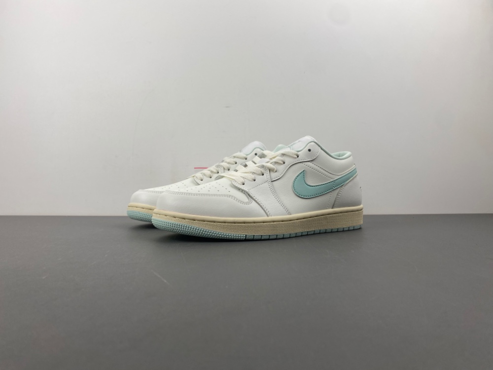 Jordan 1 Low Sail Igloo (W