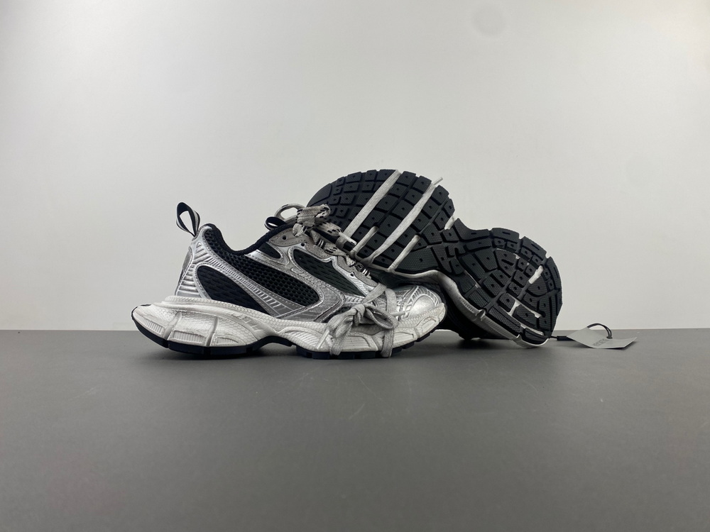 Balenciaga 734731 W3XGM1190