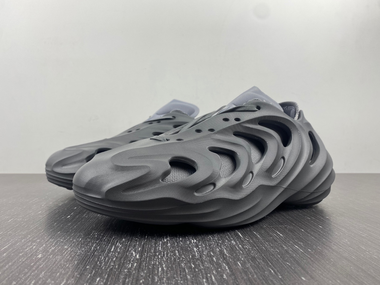 adidas adiFOM Q White Grey
