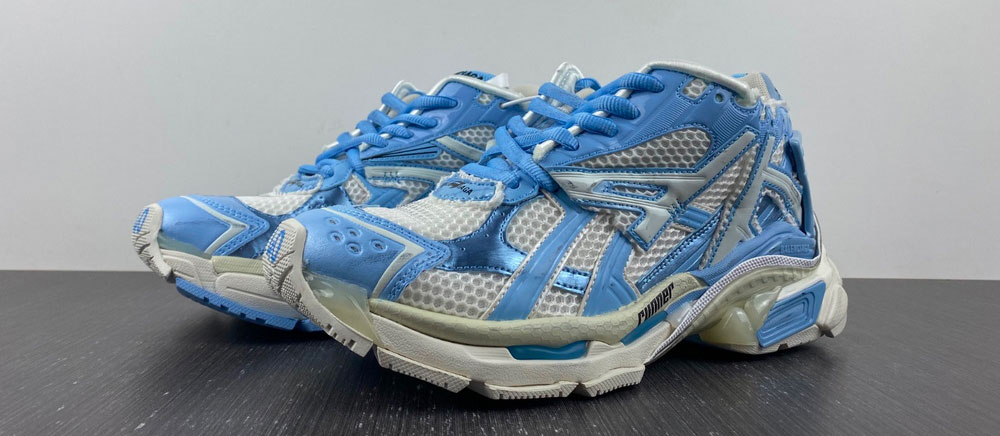 Balenciaga Men Runner Sneaker In Blue